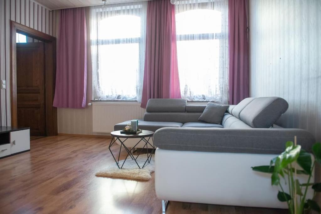 2 Zi.-Wohnung Stadtnah, Messenah Sarstedt Eksteriør bilde